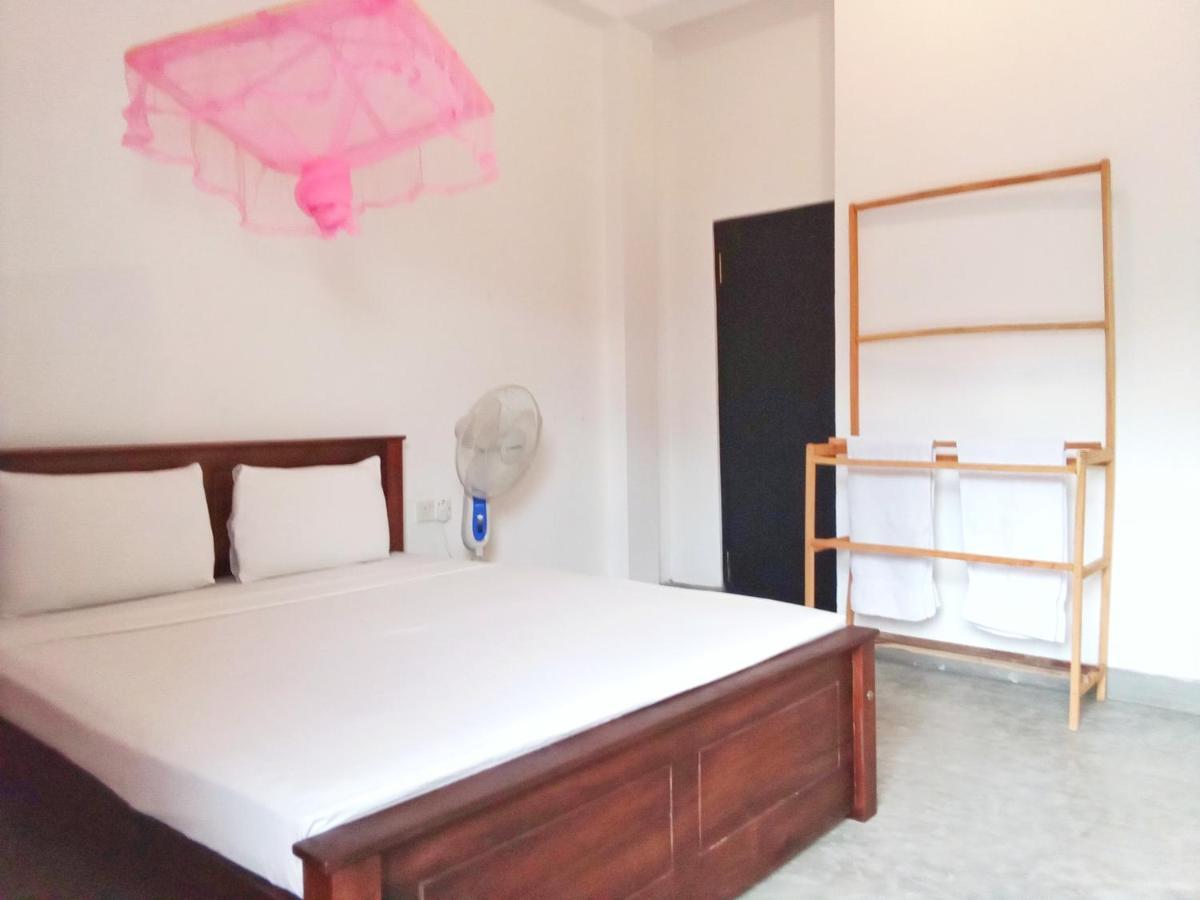 The Nest Hotel แทนกาลเล ภายนอก รูปภาพ