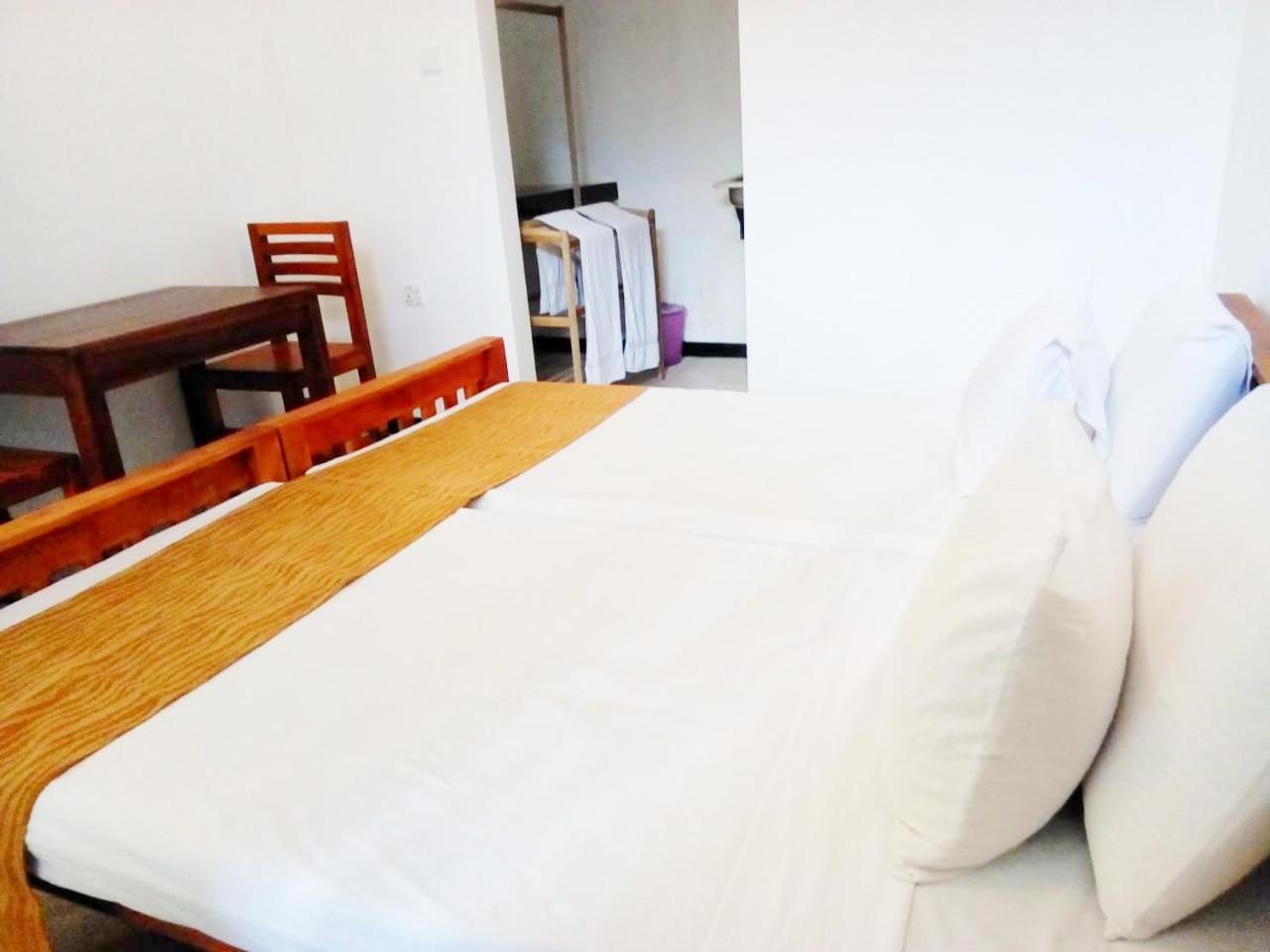 The Nest Hotel แทนกาลเล ภายนอก รูปภาพ